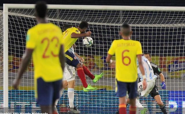 开云App-阿根廷队浪费梦幻开局，斯卡洛尼暴露两大弱点